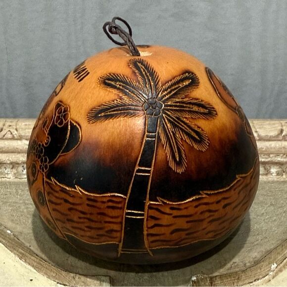 Hawaiian Christmas Gourd Ornament Santa & Mrs Claus Tropical Beach Palm Trees - Picture 2 of 10